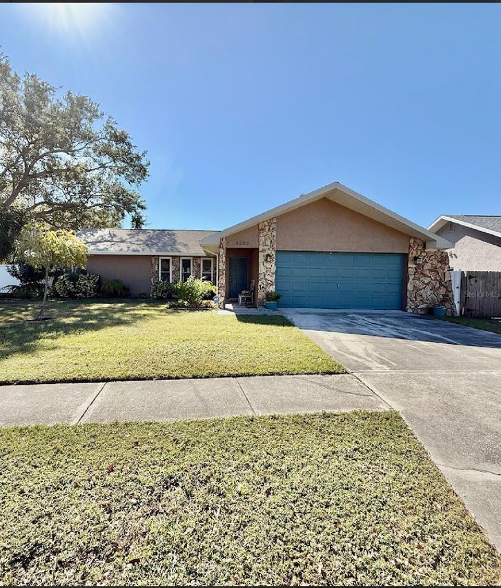 9200 Walsingham Rd., Largo, FL 33773