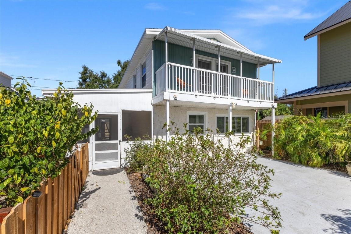 785 23rd Ave., St Petersburg, FL 33704