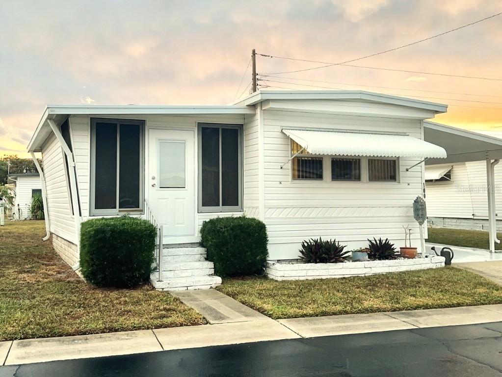 2000 E Bay Dr. #100, Largo, FL 33771