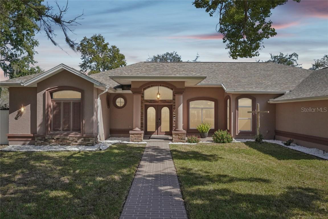 321 Cressida Cir., Spring Hill, FL 34609