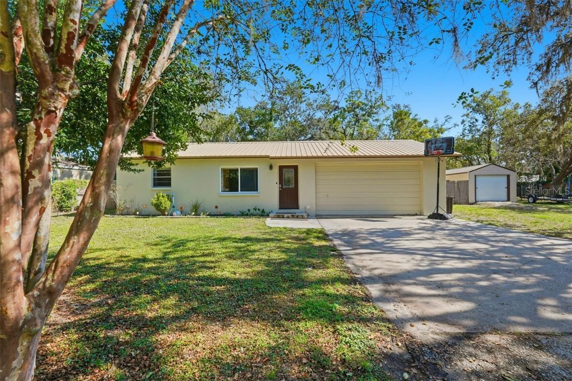 9844 Xenia St., New Port Richey, FL 34654