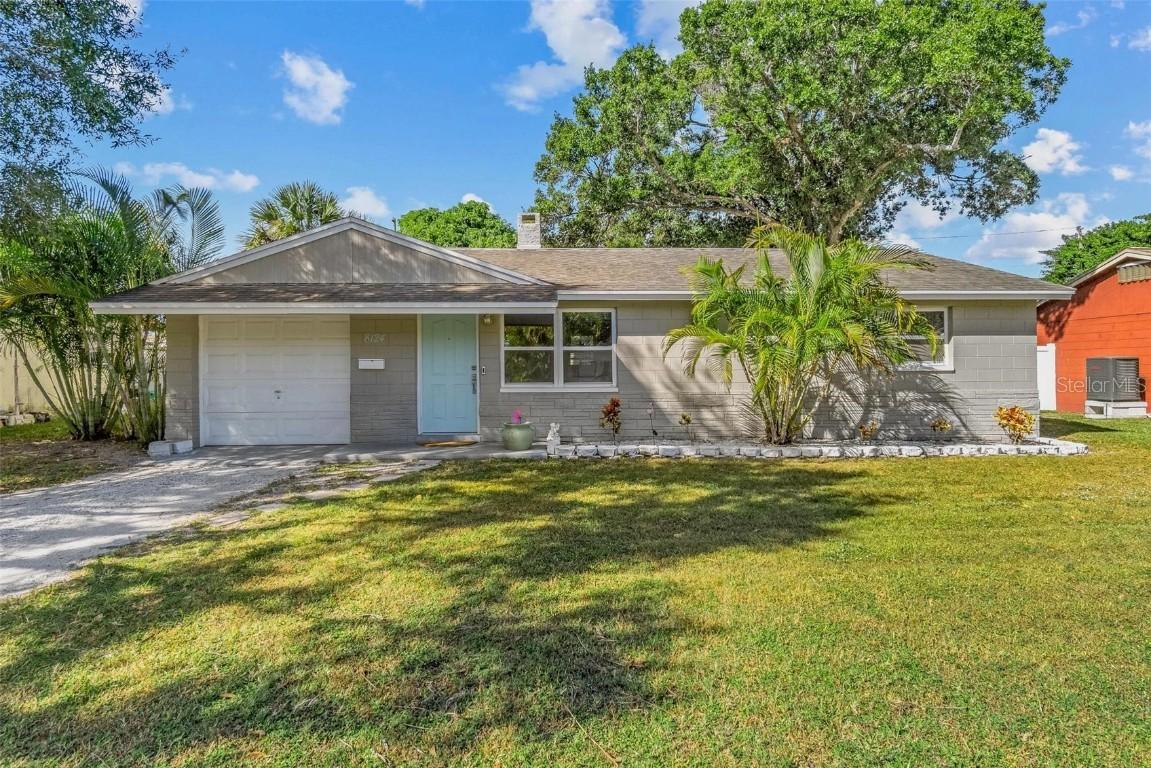 8124 65th Way, Pinellas Park, FL 33781