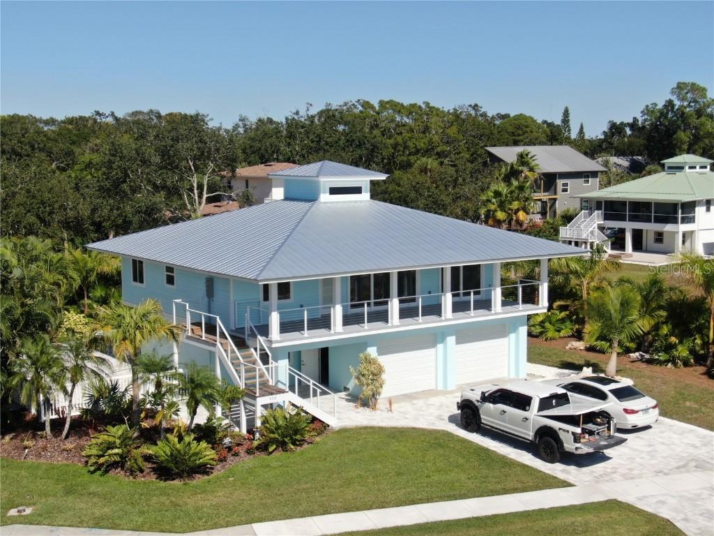 406 Shore Dr., Oldsmar, FL 34677