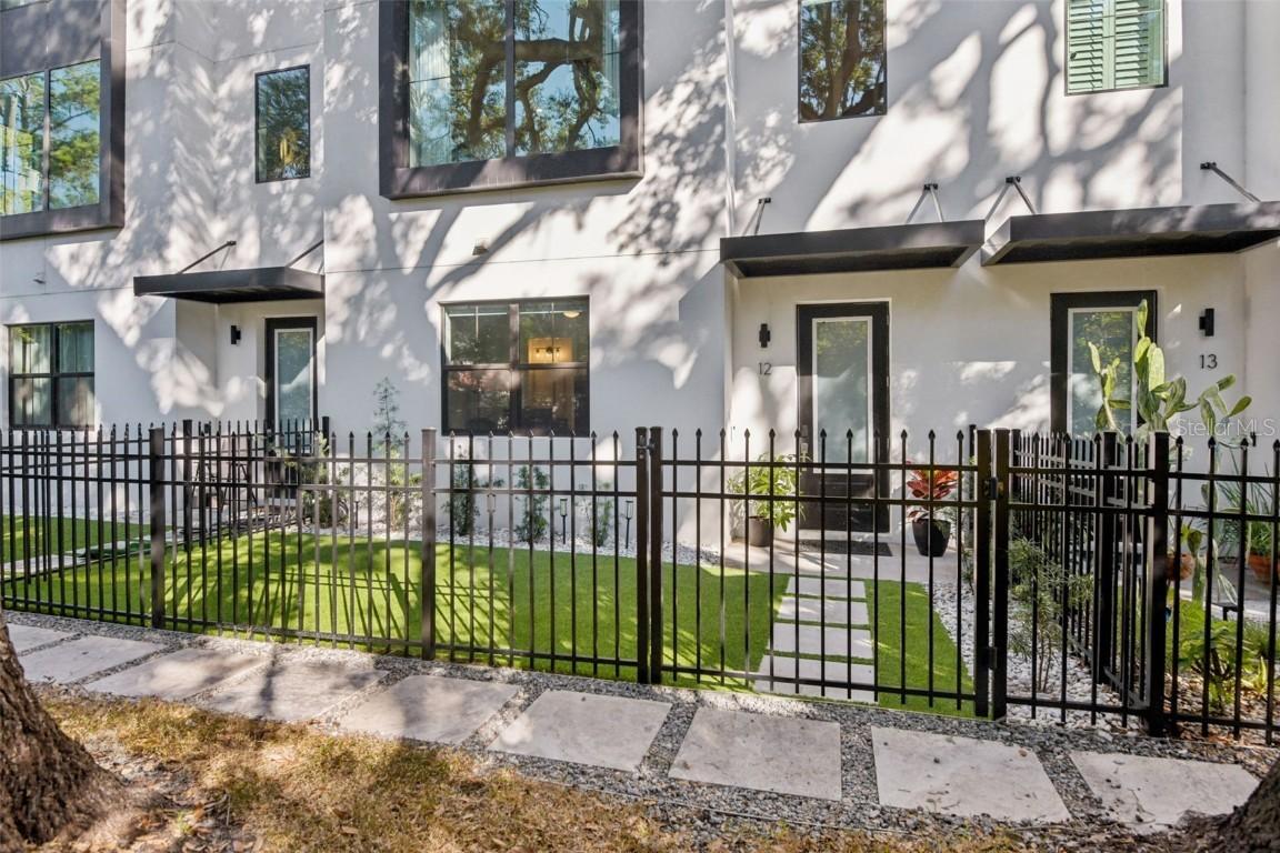 2851 W Gandy Blvd. #12, Tampa, FL 33611