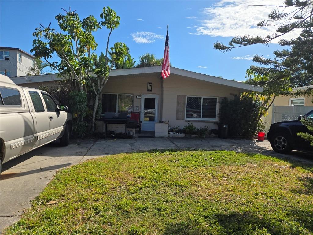 6690 10th Avenue Ter., St Petersburg, FL 33707