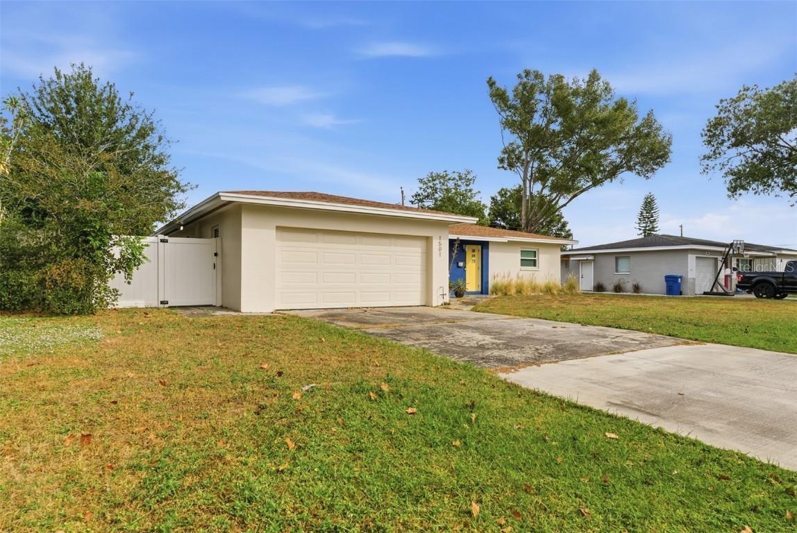 1501 61st Ave., St Petersburg, FL 33703