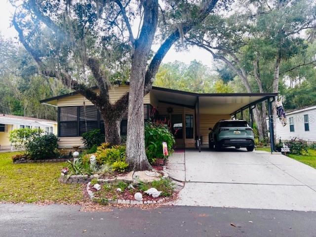 7053 Spanish Moss Ln., Brooksville, FL 34601