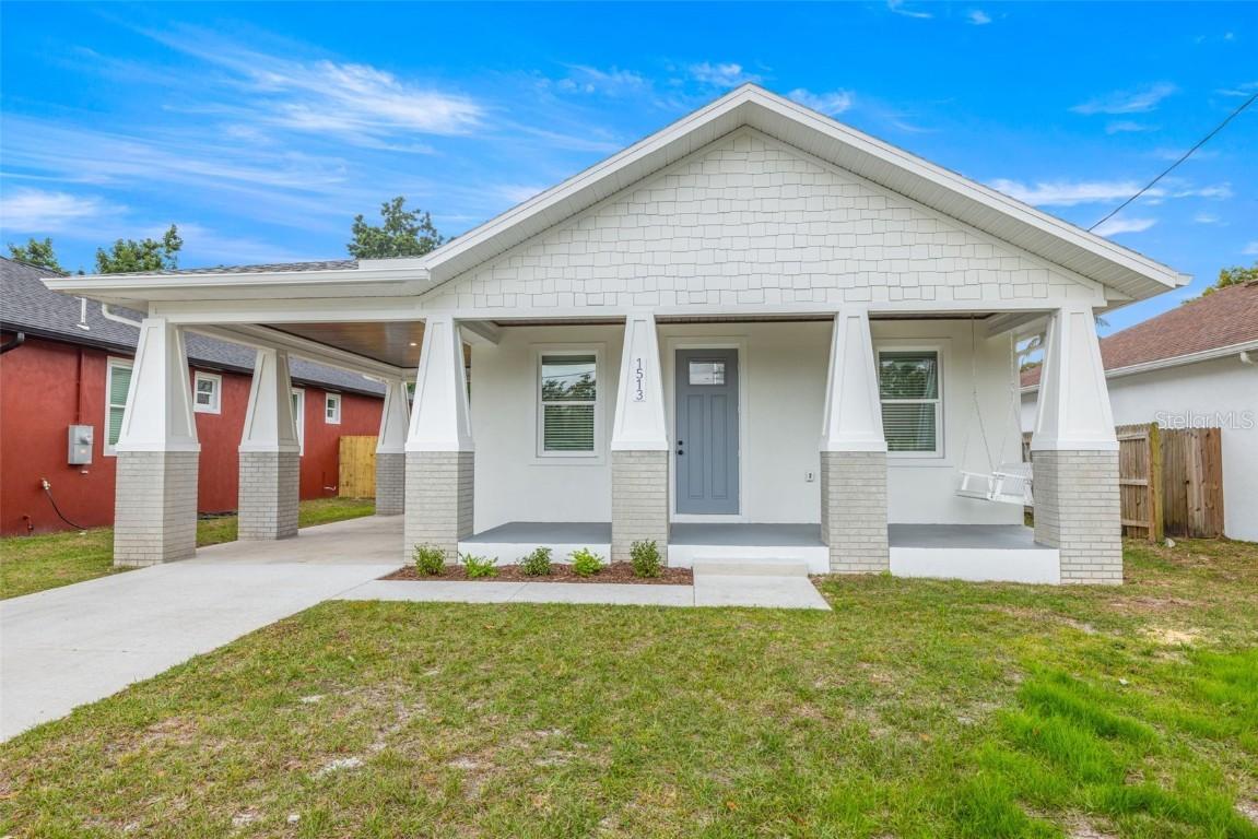 1513 E Knollwood St., Tampa, FL 33610