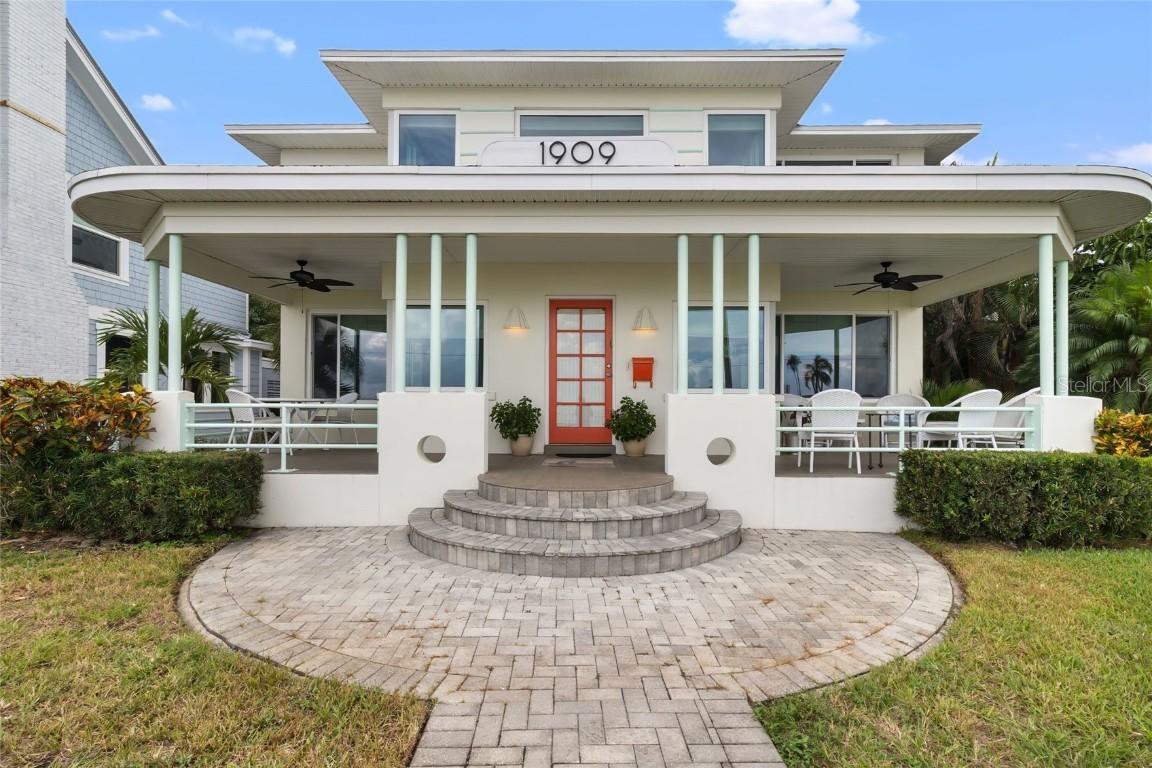 1909 Beach Dr., St Petersburg, FL 33705