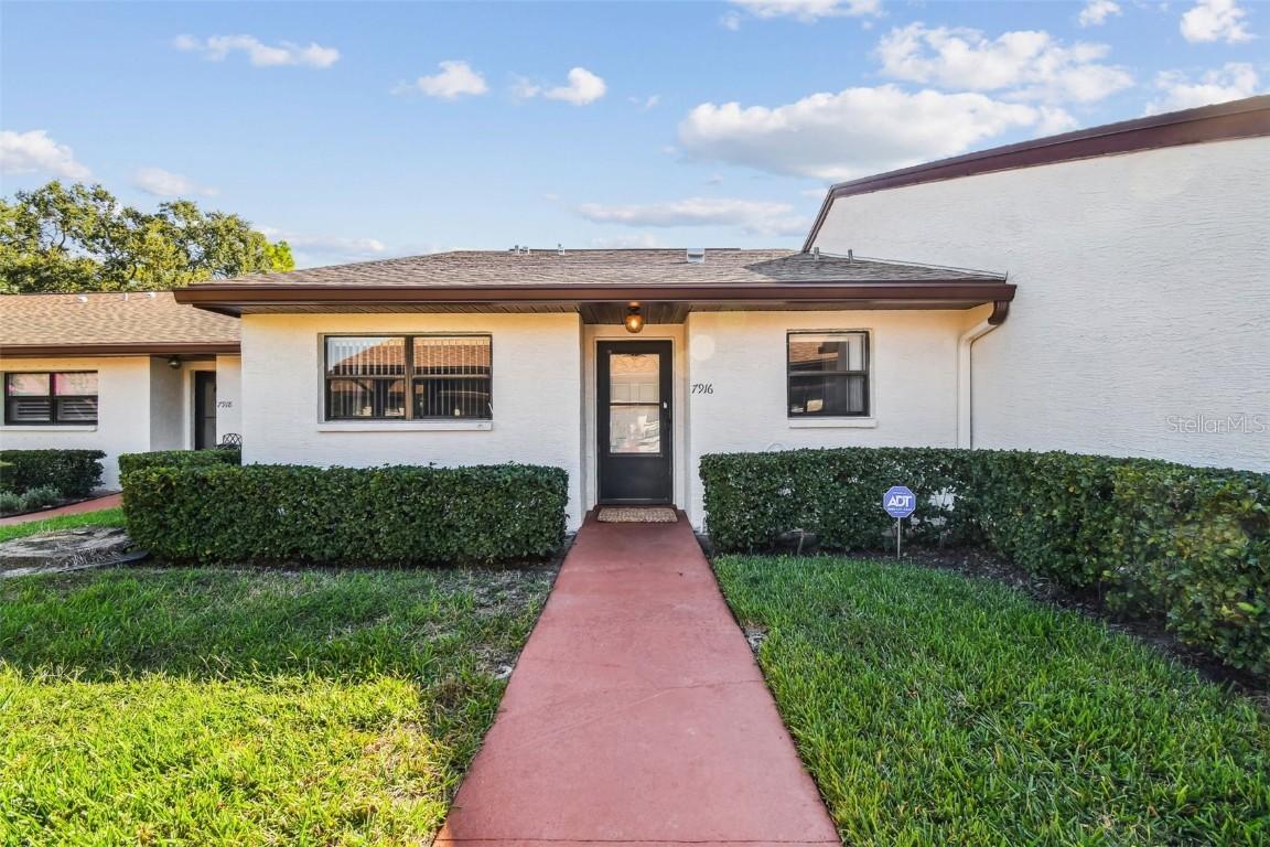 7916 Radcliffe Cir., Port Richey, FL 34668