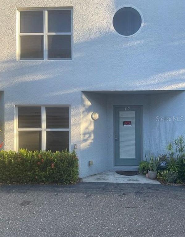 67 16th St., St Petersburg, FL 33705