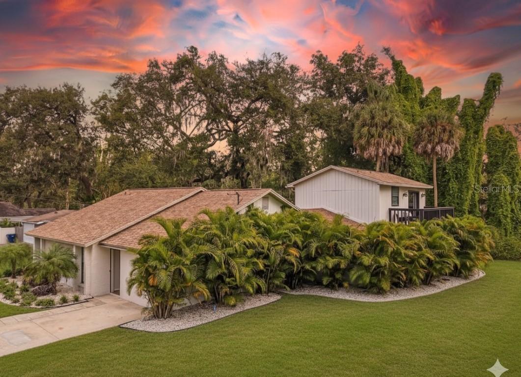 7101 N 18th St., Tampa, FL 33610