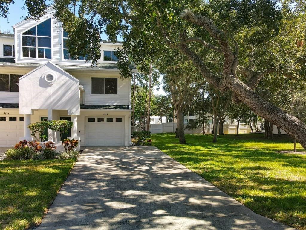 9736 Indian Key Tr. #111, Seminole, FL 33776