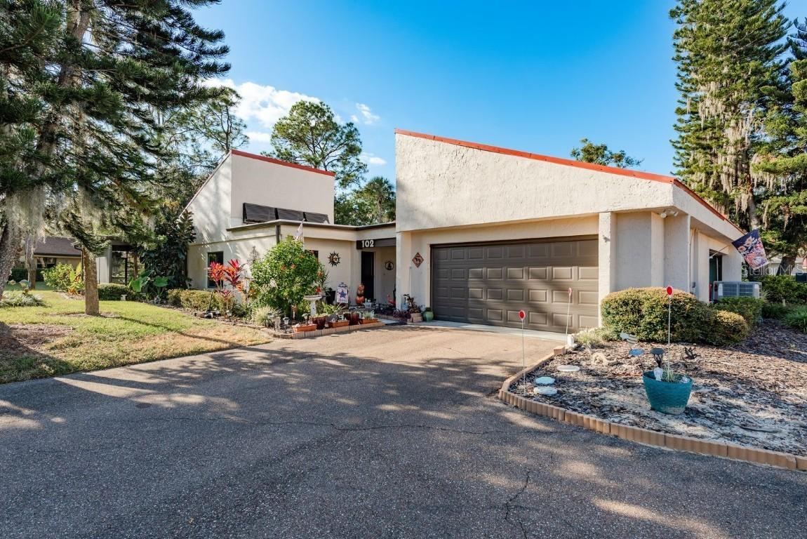 102 Capri Ct., Plant City, FL 33566