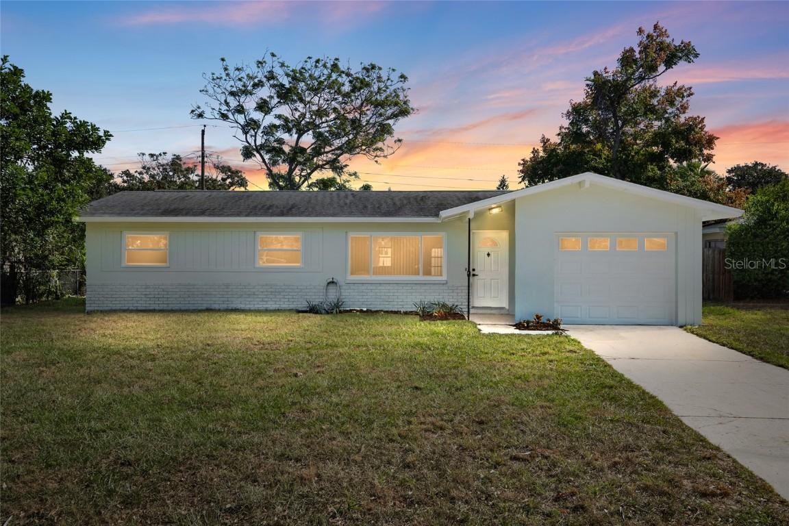 10095 Nassau Ct., Seminole, FL 33776
