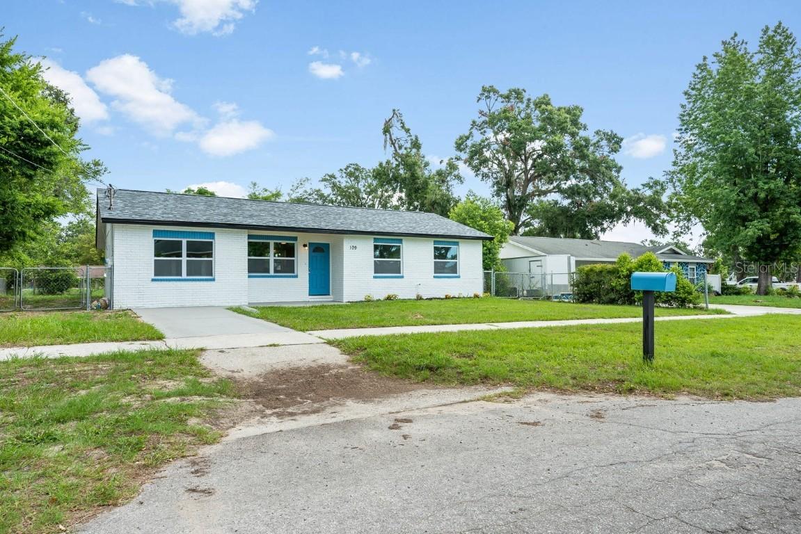 109 Magnolia Ave., Seffner, FL 33584