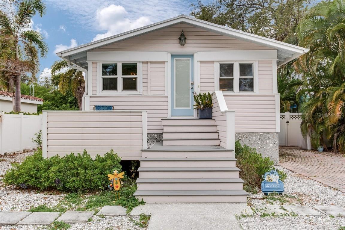 652 Ohio Pl., Sarasota, FL 34236