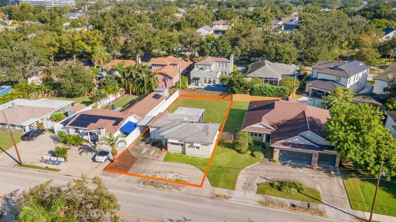 3507 W Azeele St., Tampa, FL 33609