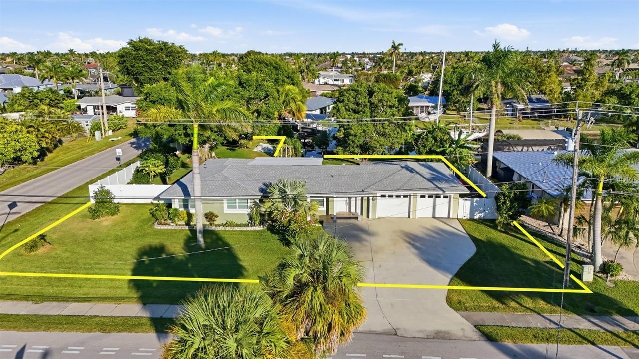 5229 Pelican Blvd., Cape Coral, FL 33914