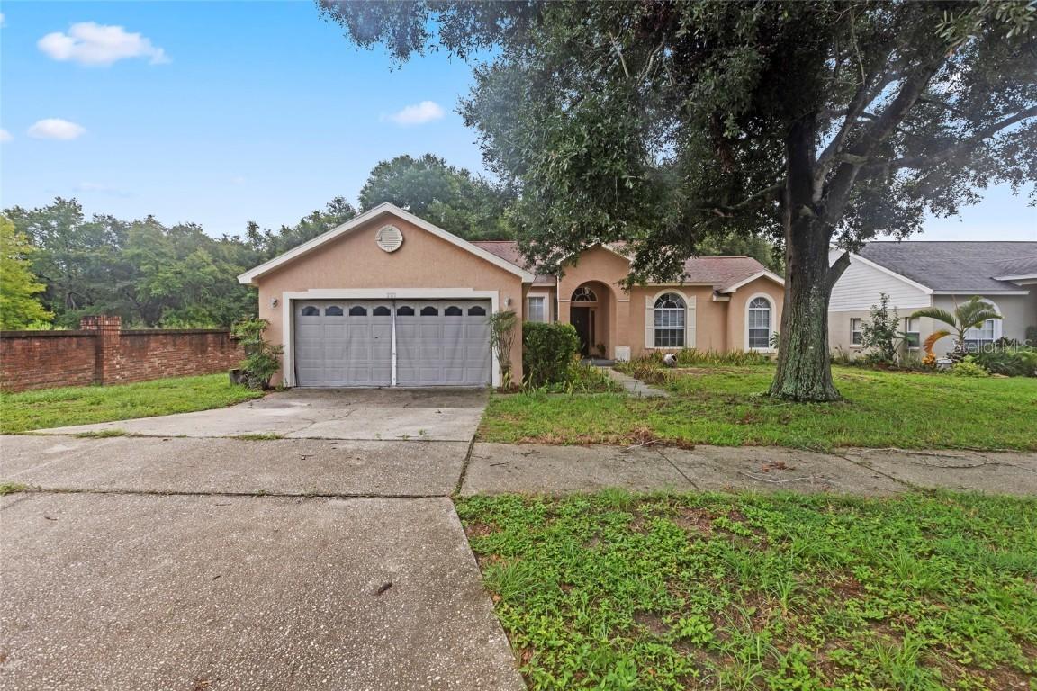 2771 Cedaridge Cir., Clermont, FL 34711