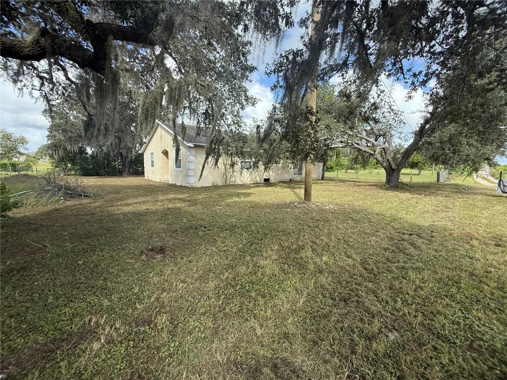 7850 Clayton Ln., Haines City, FL 33844