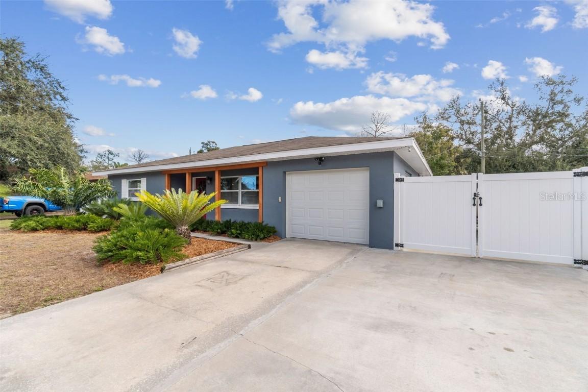 918 18th St., Largo, FL 33770