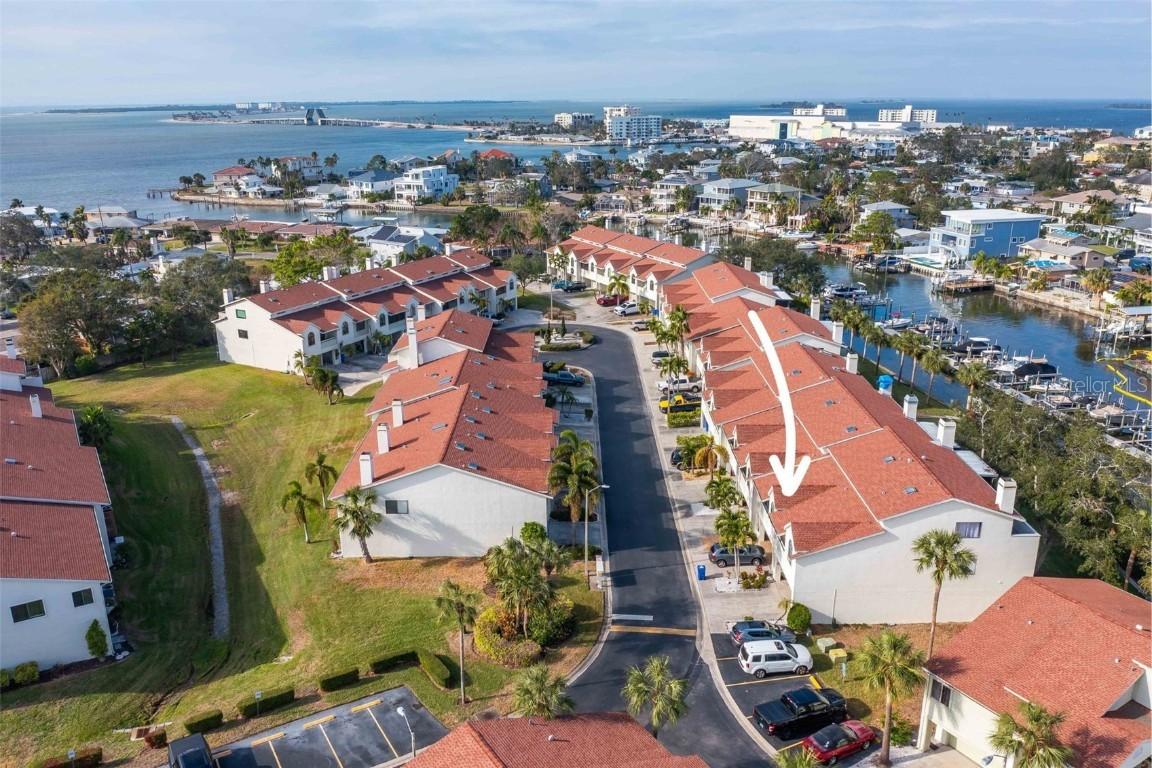 2363 Hanover Dr., Dunedin, FL 34698