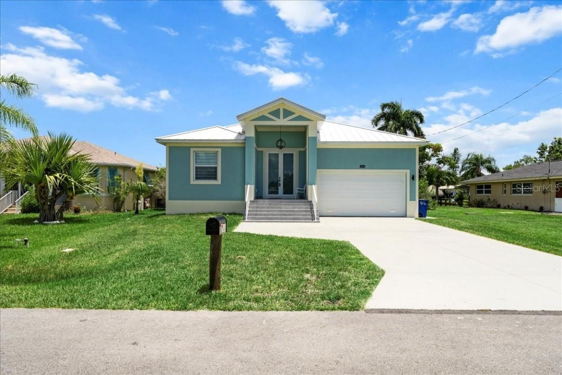 2144 Barbados Ave., Fort Myers, FL 33905