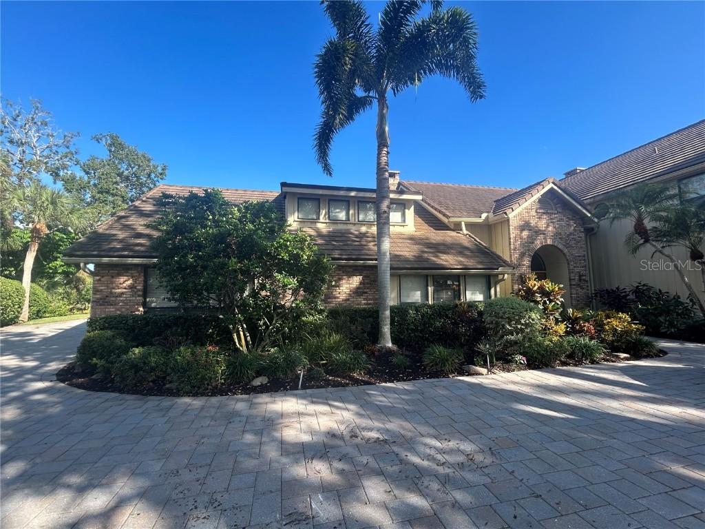 2383 Landings Cir., Bradenton, FL 34209