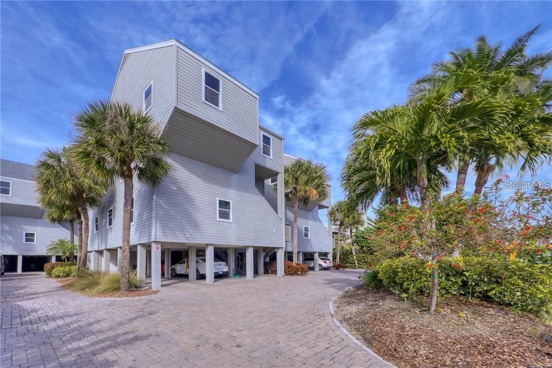 19930 Gulf Blvd. #1B, Indian Shores, FL 33785