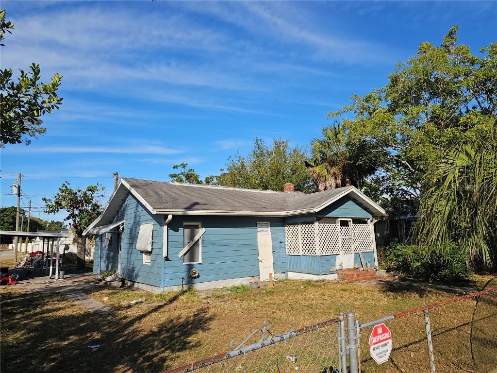 5540 43rd St., St Petersburg, FL 33714