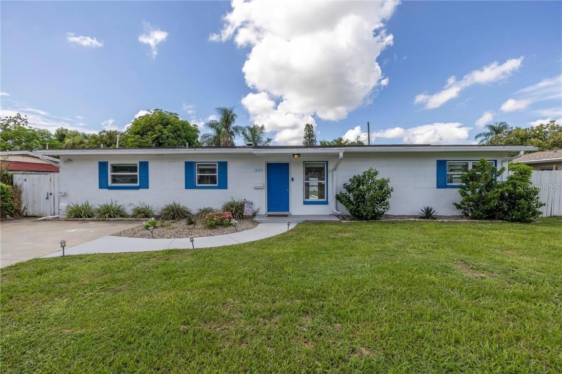 1200 76th Ave., St Petersburg, FL 33702