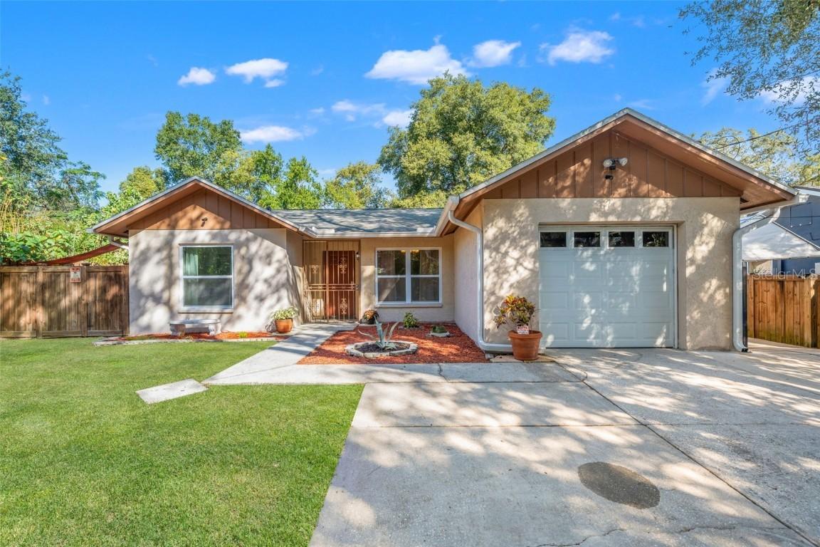 1025 W Rambla St., Tampa, FL 33612