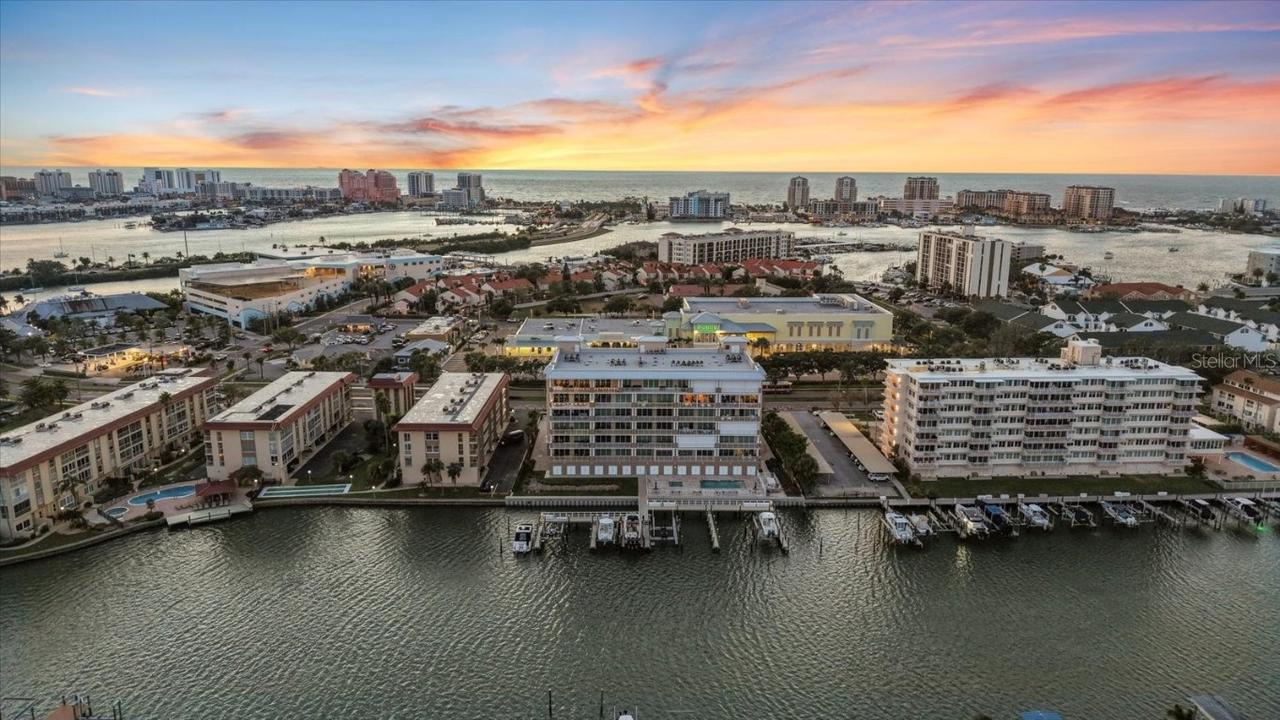 125 Island Way #602, Clearwater Beach, FL 33767