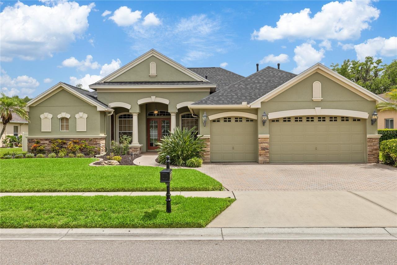 3015 Lynwood Ct., Land O Lakes, FL 34638