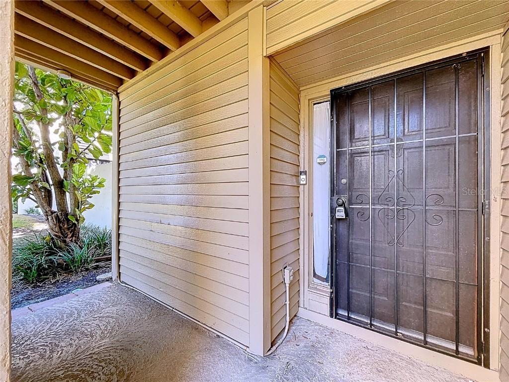 4138 Pinelake Ln. #101, Tampa, FL 33618