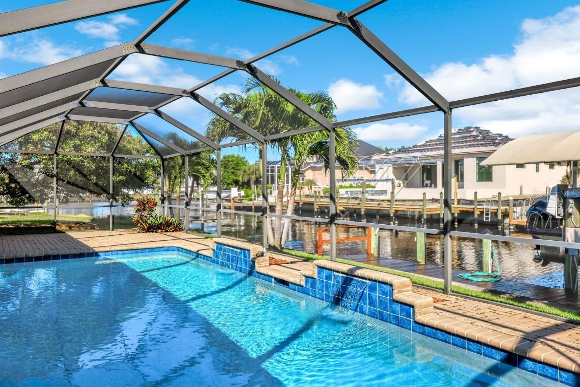 5805 SW 1st Pl., Cape Coral, FL 33914