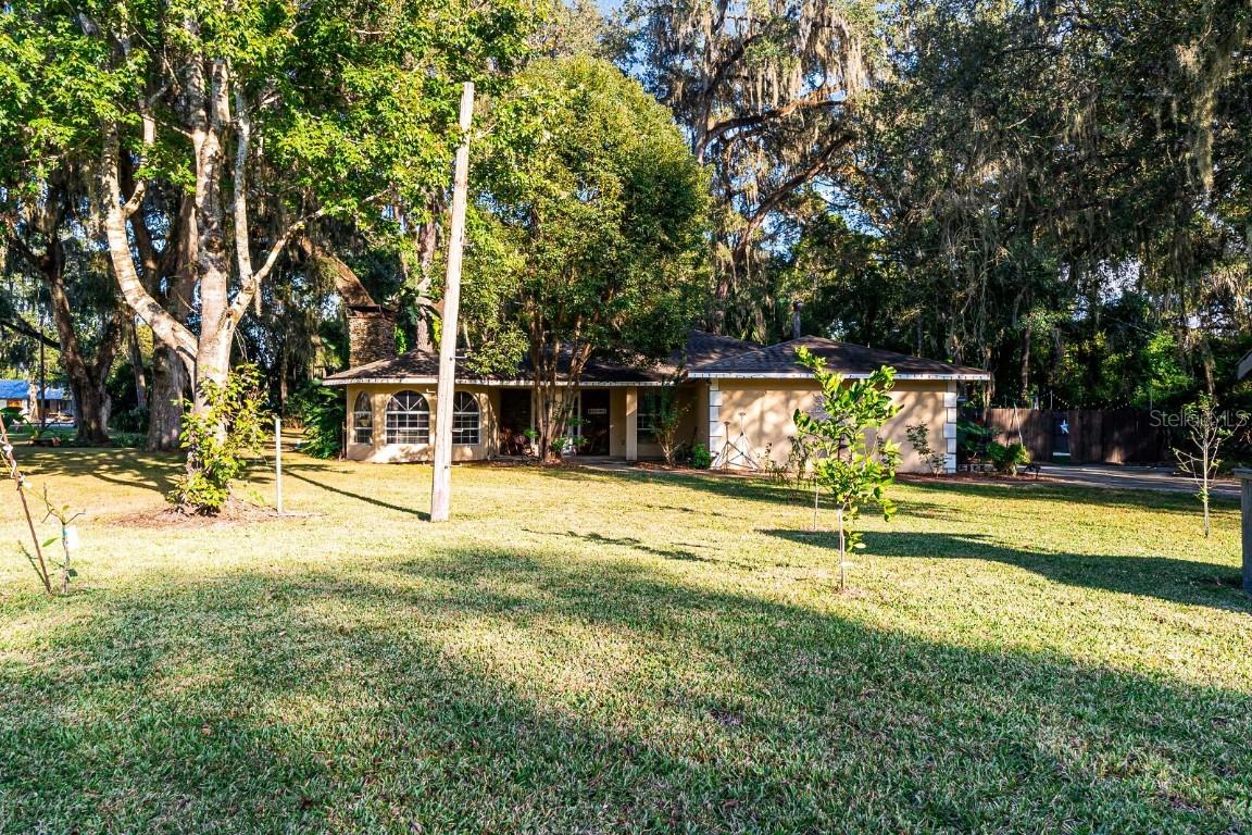 829 County Road 539, Sumterville, FL 33585