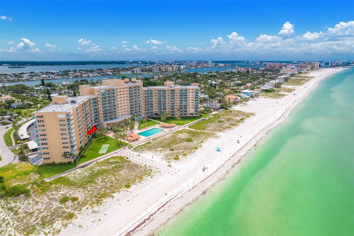 880 Mandalay Ave. #N207, Clearwater Beach, FL 33767