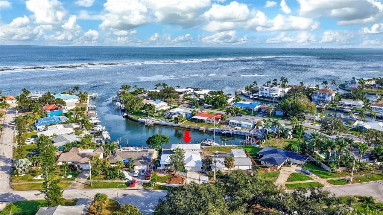 4400 Beach Dr., St Petersburg, FL 33705