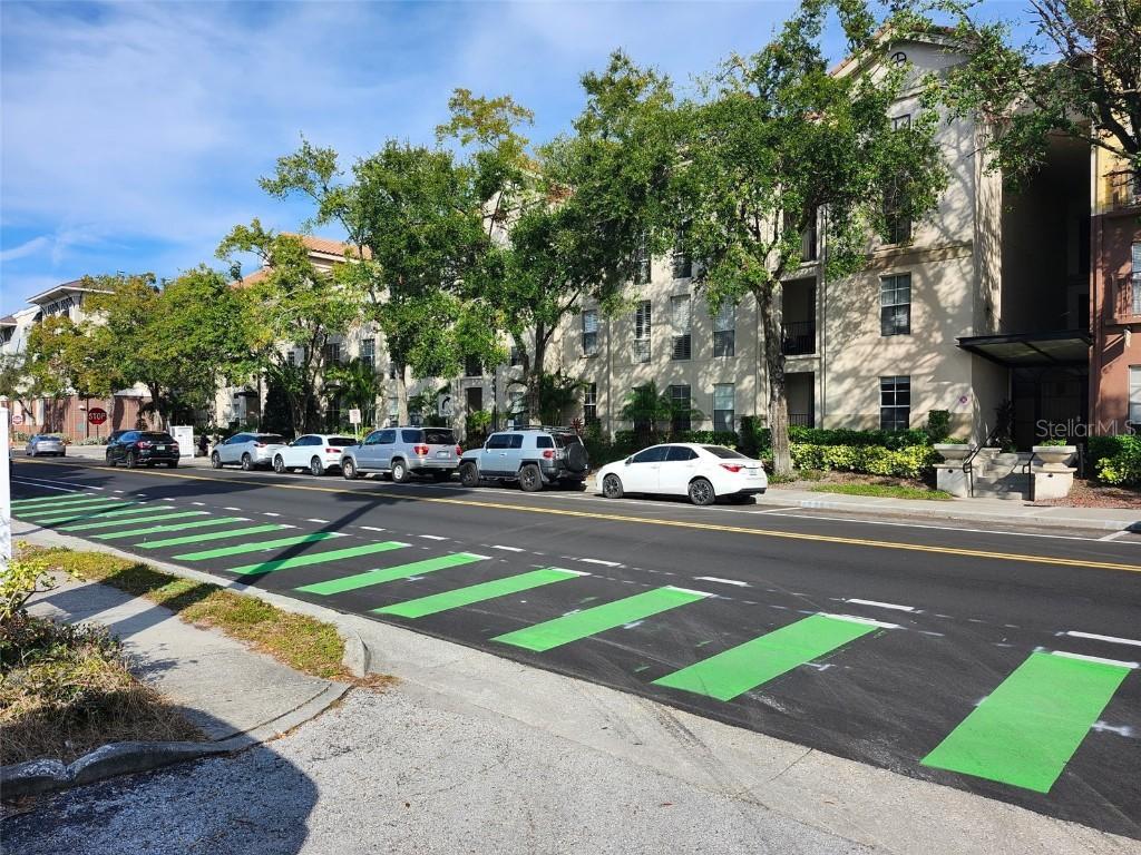 402 S Armenia Ave. #127, Tampa, FL 33609