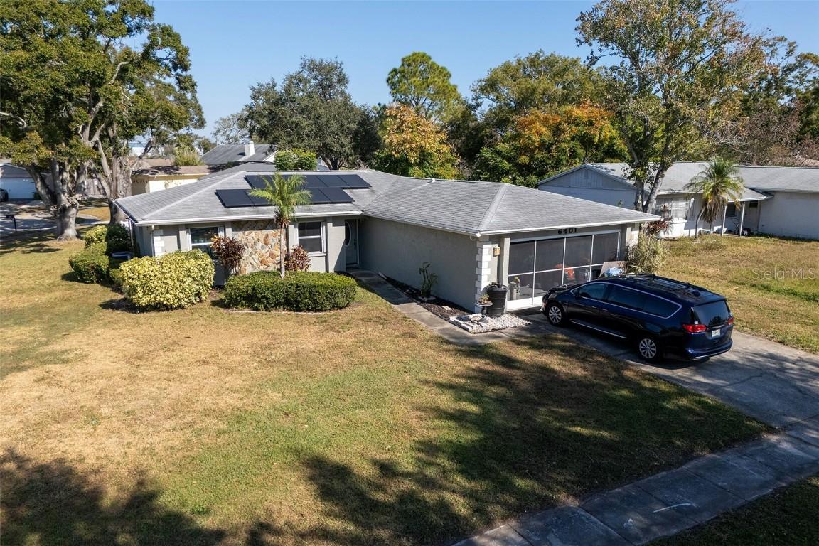 6401 Cedarbrook Dr., Pinellas Park, FL 33782