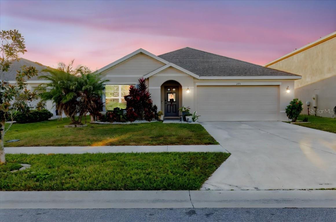 7771 Davie Ray Dr., Zephyrhills, FL 33540