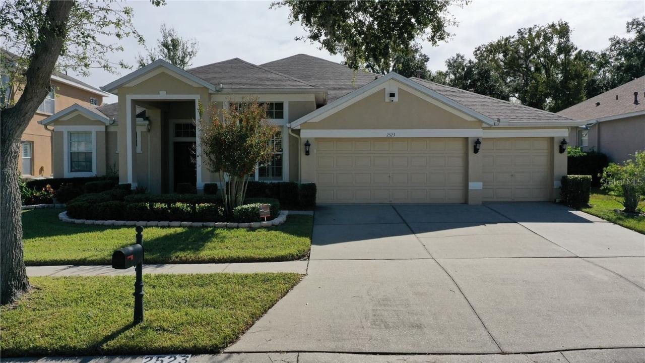 2523 Bonterra Blvd., Valrico, FL 33594