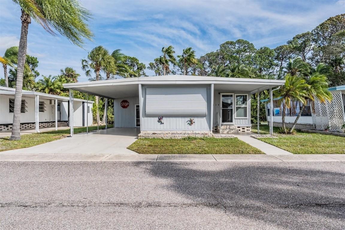 605 Michigan Blvd. #118, Dunedin, FL 34698
