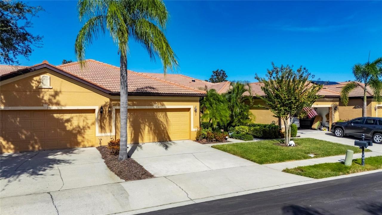 329 Seneca Falls Dr., Apollo Beach, FL 33572