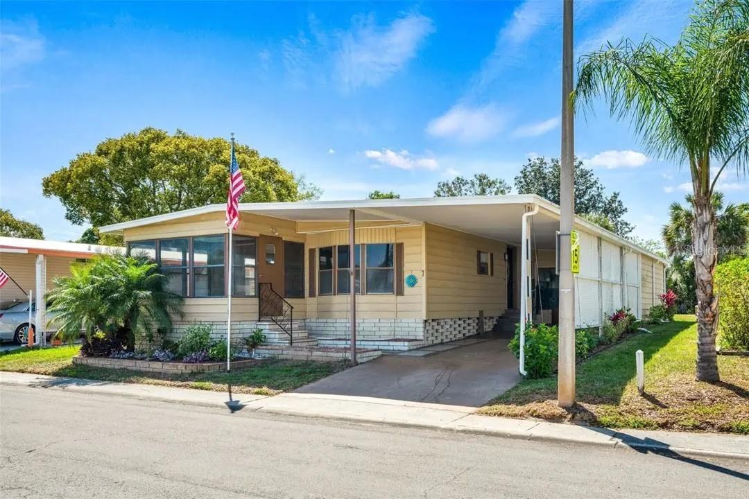 7 Mountain Laurel Dr., Palm Harbor, FL 34684