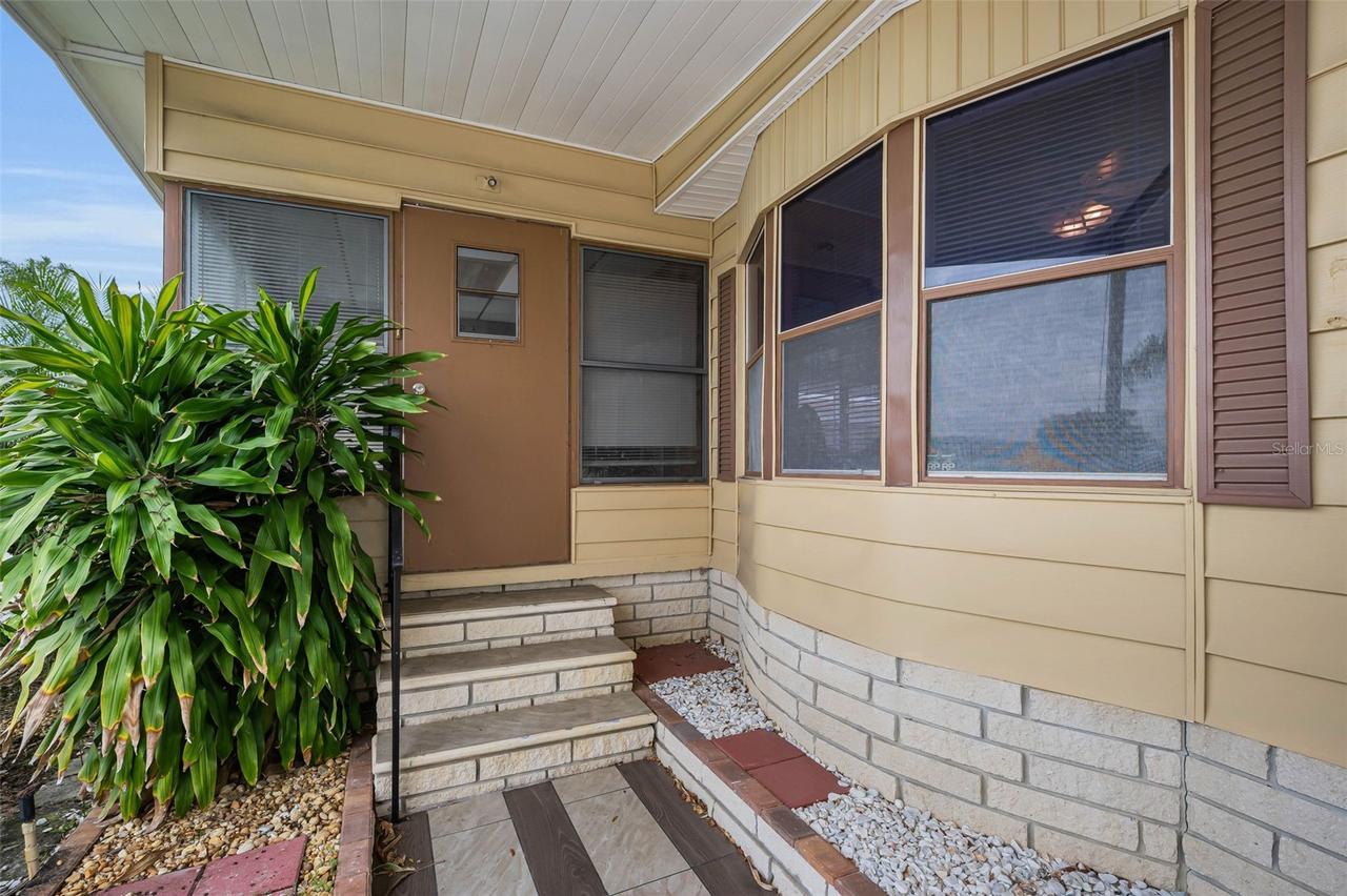 7 Mountain Laurel Dr., Palm Harbor, FL 34684