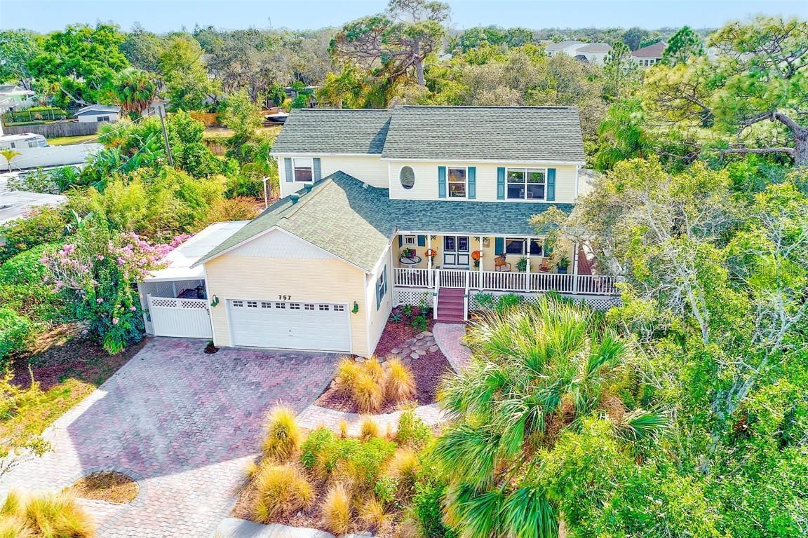 757 Bayshore Dr Dr., Tarpon Springs, FL 34689