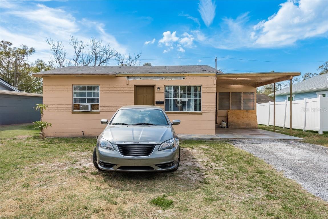 2501 Auburn St., St Petersburg, FL 33712